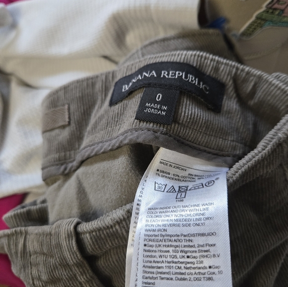 Banana Republic Womens Corduroy Charcoal Joggers - Picture 4 of 5